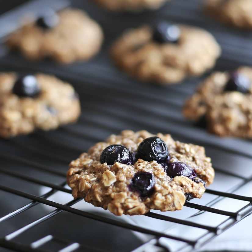 Banana Blueberry Oatmeal Cookies