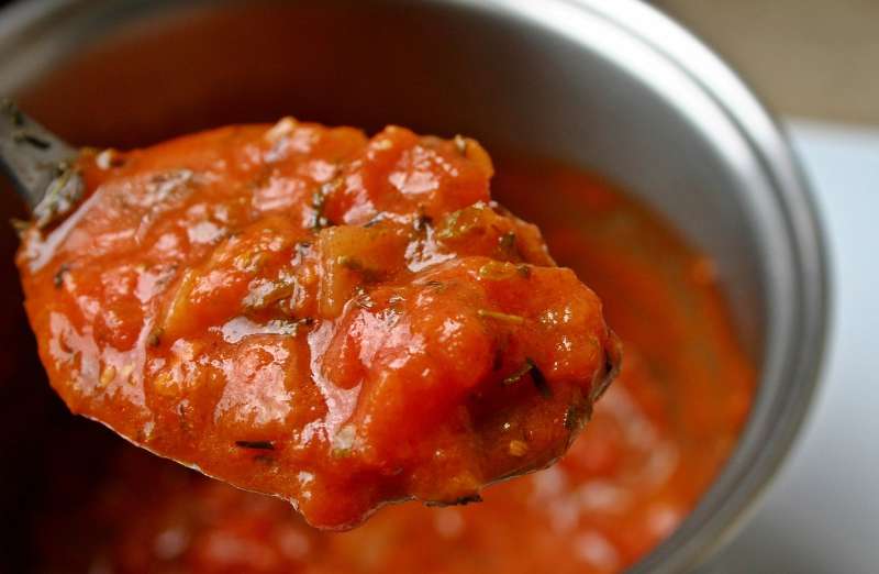 Quick Tomato Sauce with Fresh Herbs